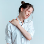Shoulder Pain Treatment: How Early Care Can Prevent Long-Term Joint Problems