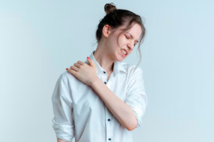 Shoulder Pain Treatment: How Early Care Can Prevent Long-Term Joint Problems