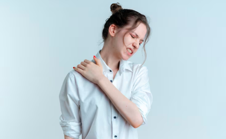 Shoulder Pain Treatment: How Early Care Can Prevent Long-Term Joint Problems